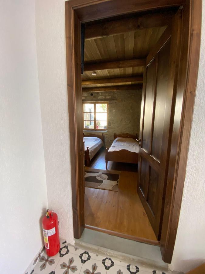 Villa Shuaipaj Gjirokastër 外观 照片