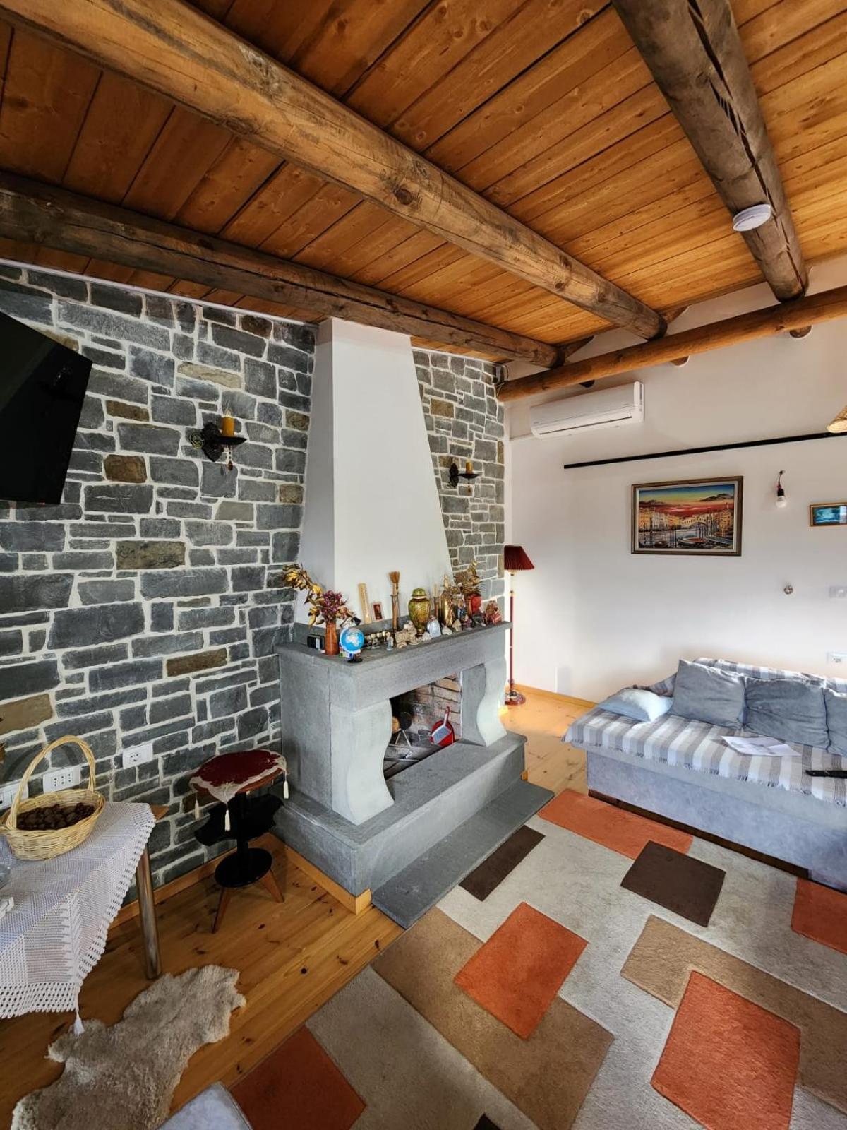 Villa Shuaipaj Gjirokastër 外观 照片